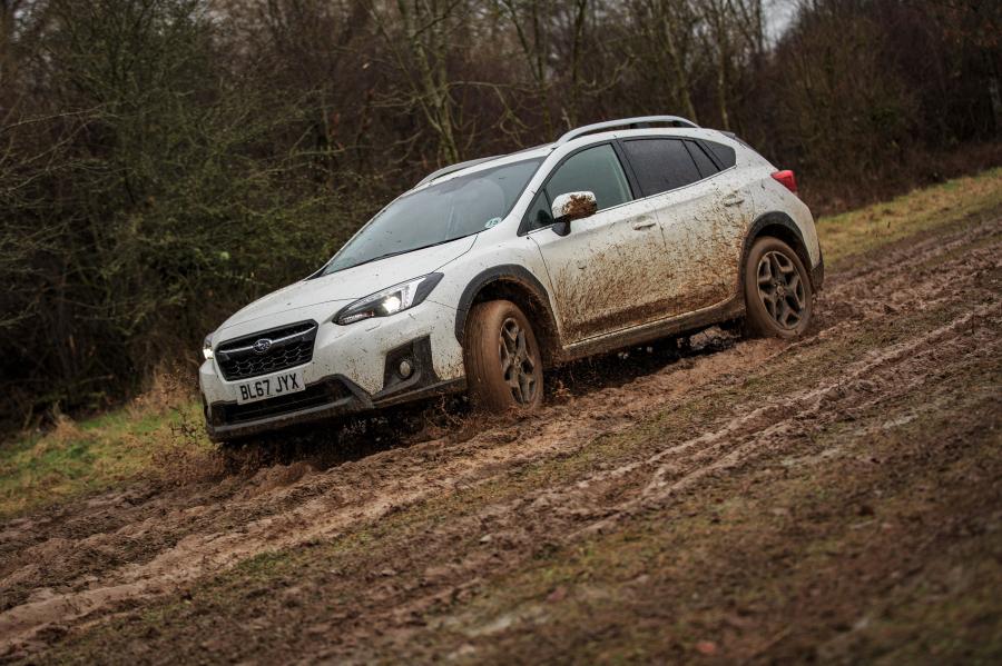  Subaru XV 2017 года  (UK) (фото 15 из 46)